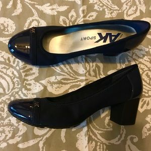 Brand New Never Worn Navy Blue Anne Klein Heels